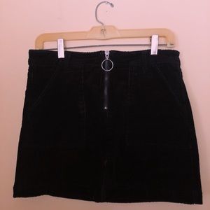 -TRENDY BLACK CORDUROY MINI SKIRT-